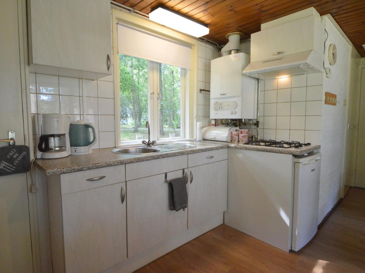 Detached Bungalow With Lovely Covered Terrace In A Nature Rich Holiday Park Stramproy Buitenkant foto