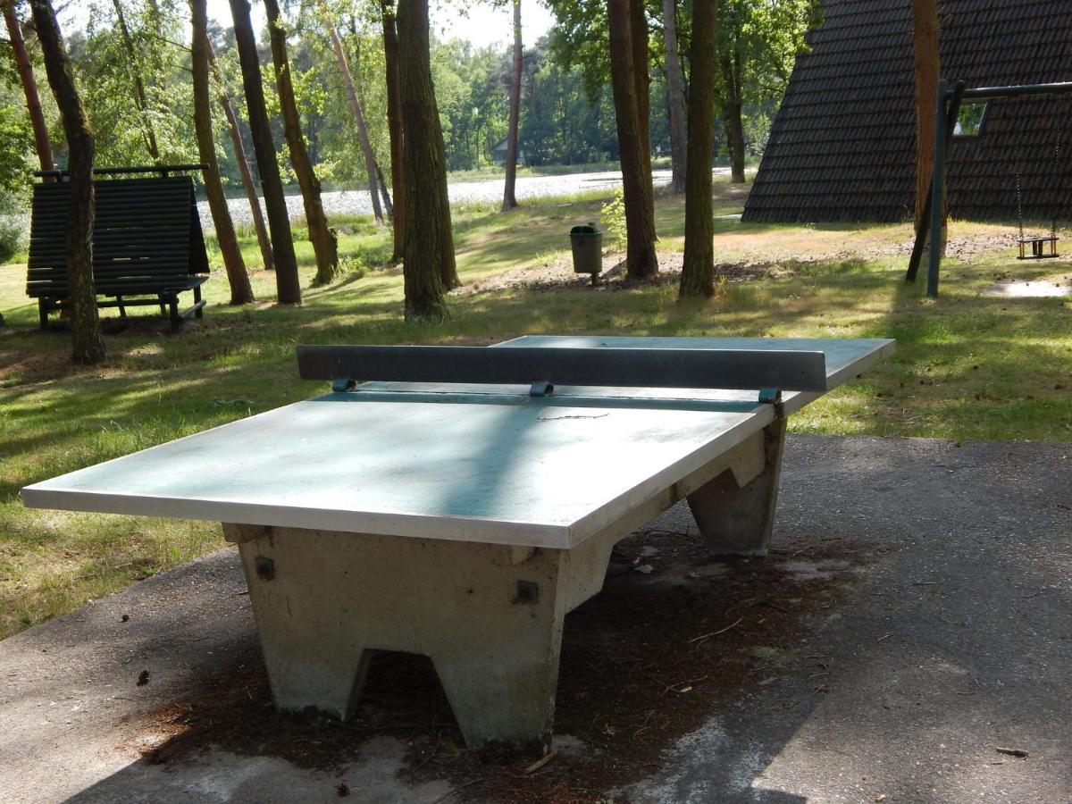 Detached Bungalow With Lovely Covered Terrace In A Nature Rich Holiday Park Stramproy Buitenkant foto