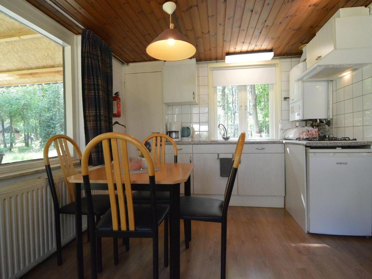Detached Bungalow With Lovely Covered Terrace In A Nature Rich Holiday Park Stramproy Buitenkant foto
